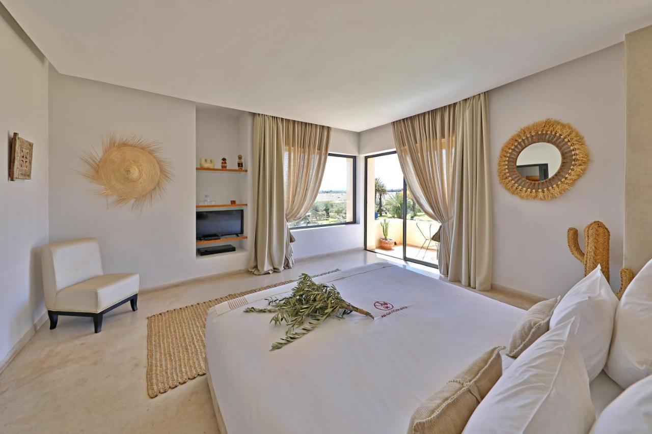 Hotel Dar Noujoum Ait Bou Zguia Esterno foto