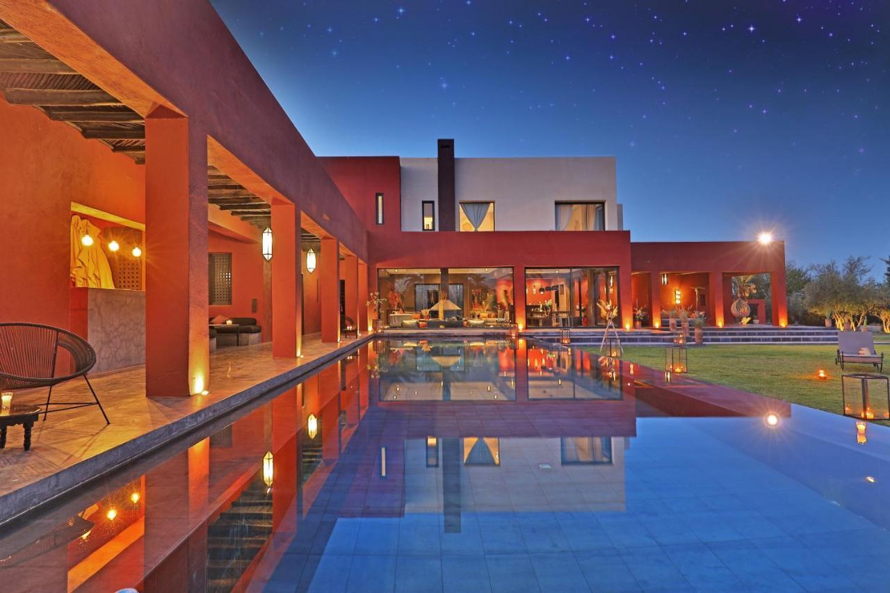 Hotel Dar Noujoum Ait Bou Zguia Esterno foto