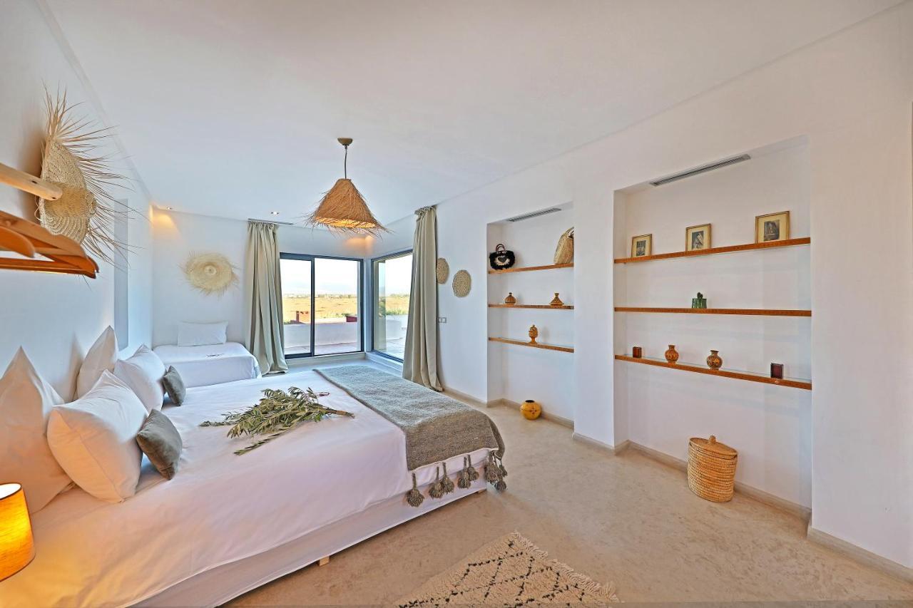 Hotel Dar Noujoum Ait Bou Zguia Esterno foto