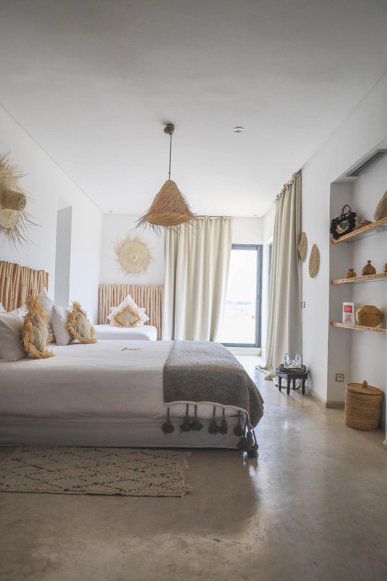 Hotel Dar Noujoum Ait Bou Zguia Esterno foto